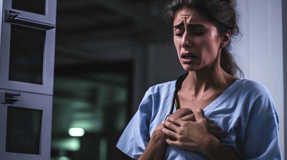 Spotting Heart Attack Signs: What Women Need To Know